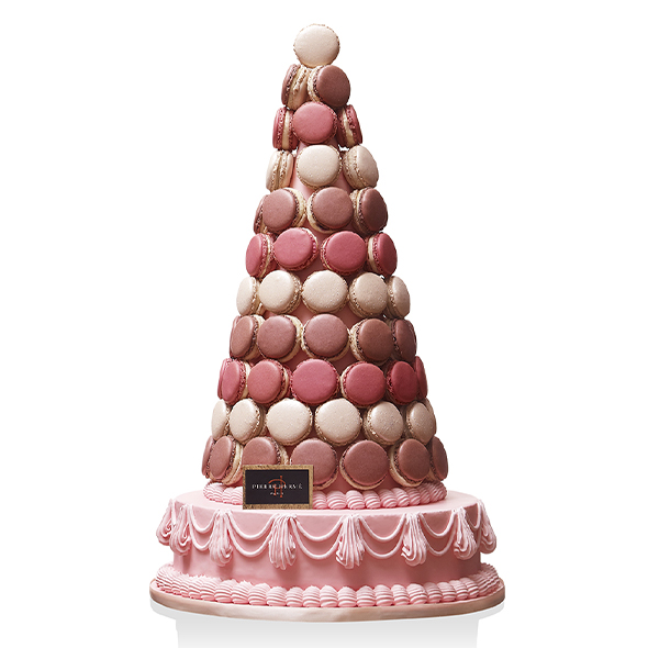 Macaron pyramid