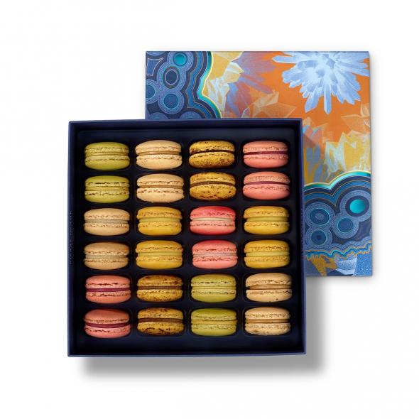 BOX OF 24 MACARONS